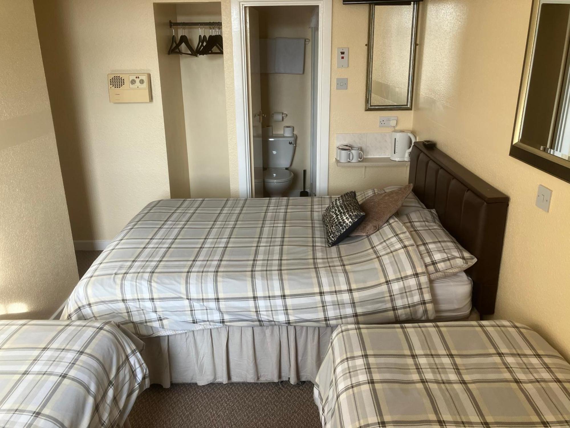 Pearl Hotel 3*