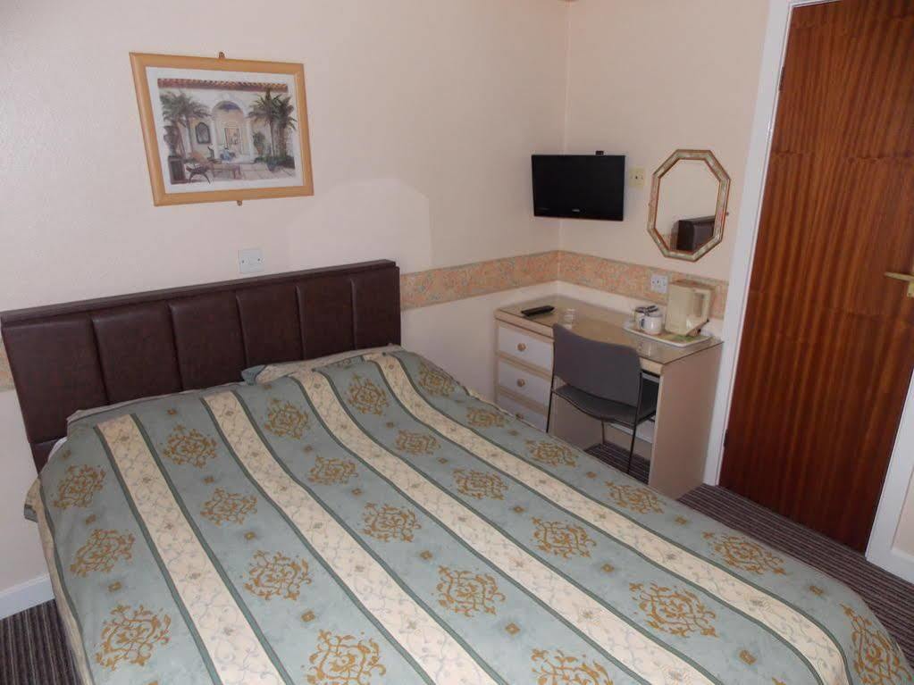 Pearl Hotel